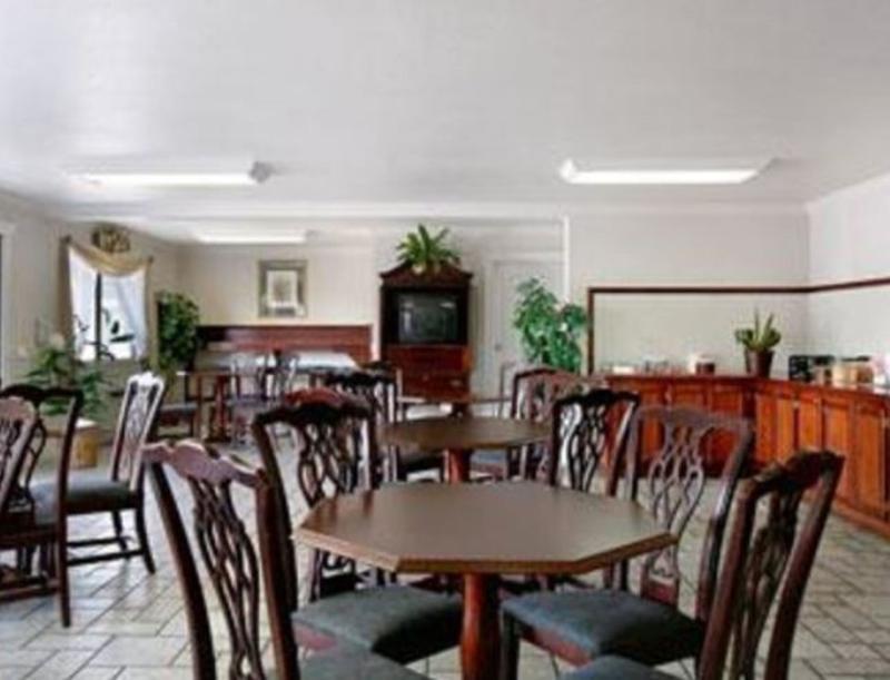 Econo Lodge Inn & Suites Central Medford Restauracja zdjęcie